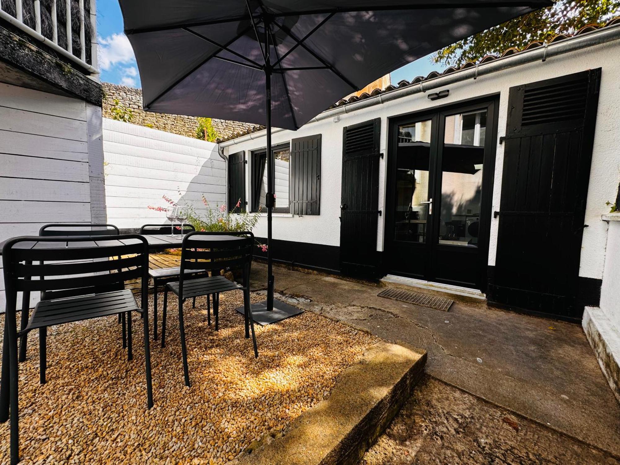 Le Petit Re, Hypercentre, Garage Prive, Terrasse Lejlighed Niort Eksteriør billede