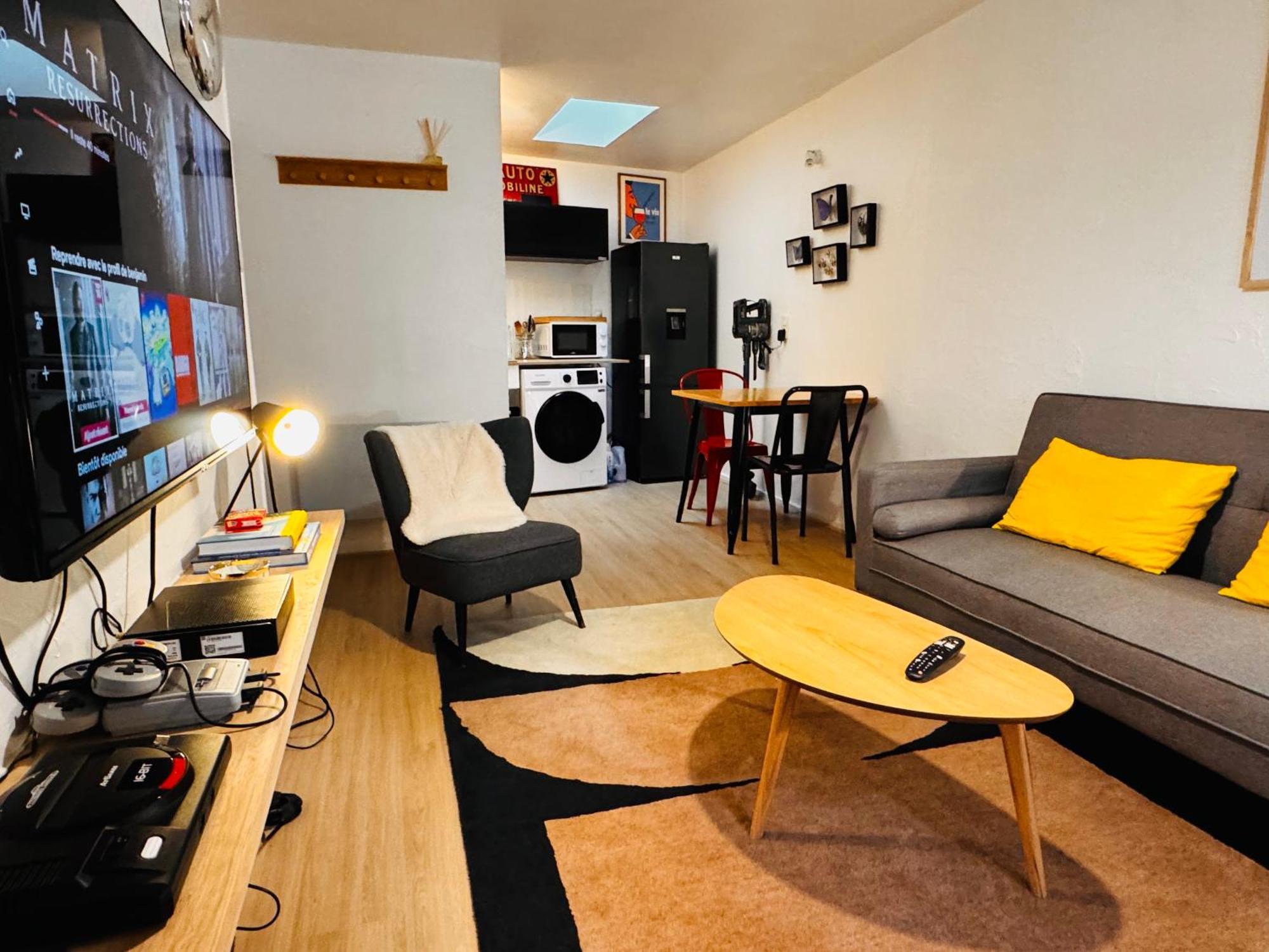 Le Petit Re, Hypercentre, Garage Prive, Terrasse Lejlighed Niort Eksteriør billede